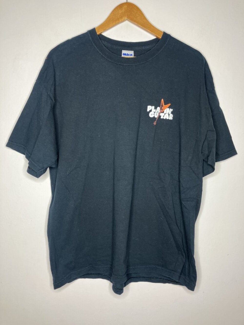 Men's XL Black Playin' Guitar Too Many Guitars Graphic T-Shirt Cotton